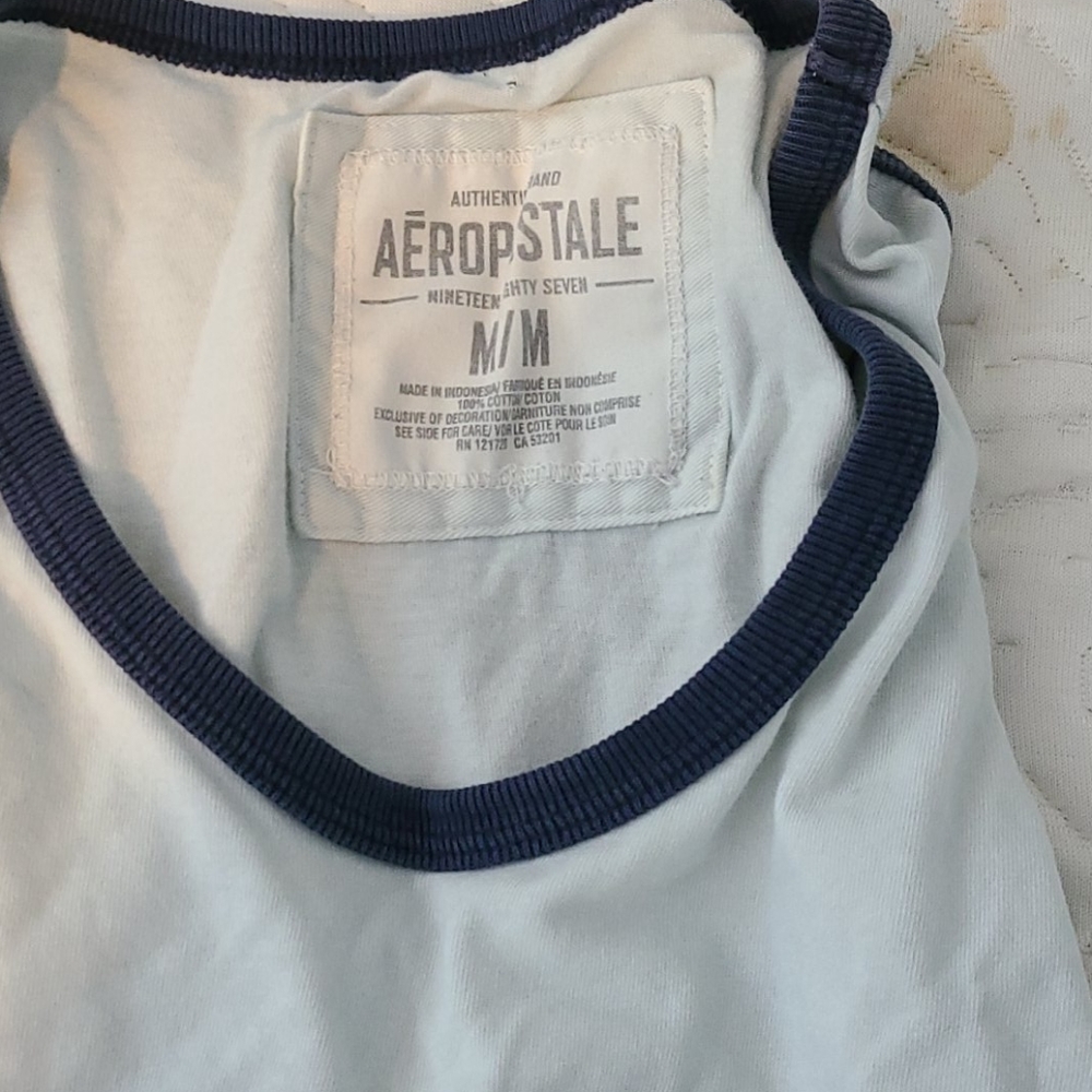 Tank tops - Picture 4 of 5